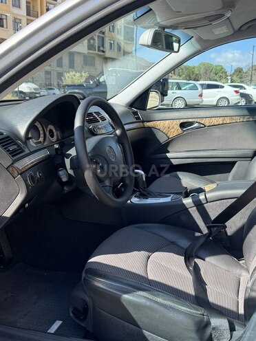 Mercedes E 200-12