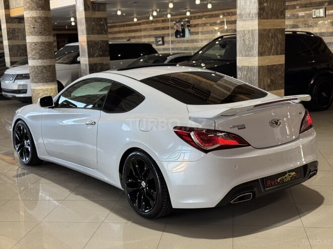 Hyundai Genesis Coupe-9