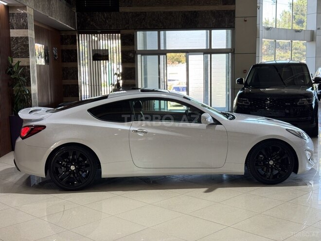 Hyundai Genesis Coupe-6