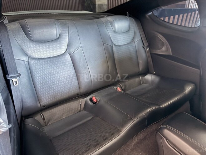 Hyundai Genesis Coupe-14