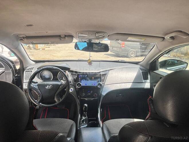 Hyundai Sonata-10