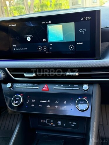 Hyundai Sonata-13