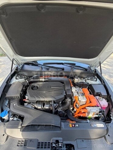 Hyundai Sonata-12