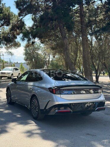 Hyundai Sonata-7