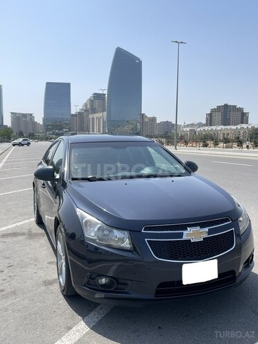 Chevrolet Cruze-1