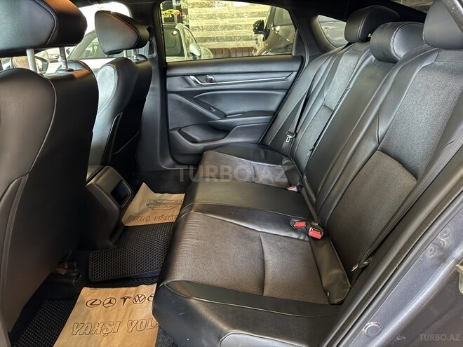 Honda Accord-13