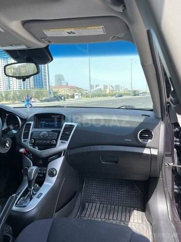 Chevrolet Cruze-8
