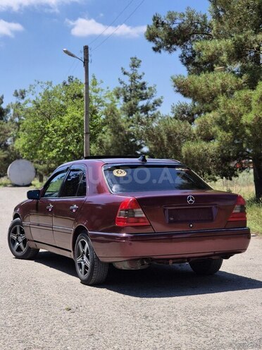 Mercedes C 180-6