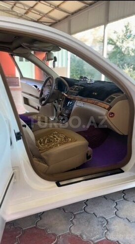 Mercedes E 230-9