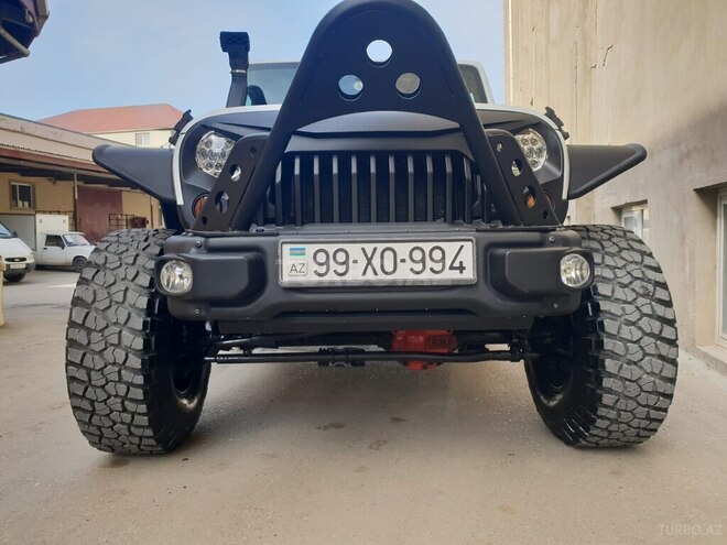 Jeep Wrangler-2