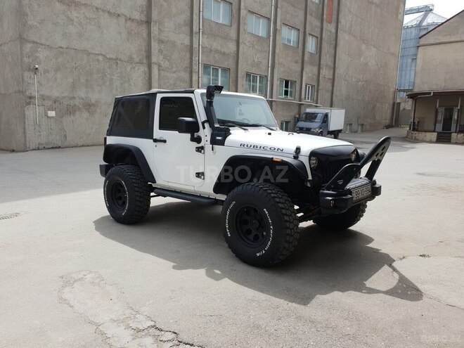 Jeep Wrangler-12
