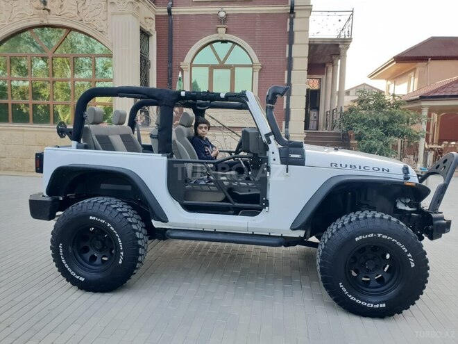 Jeep Wrangler-15