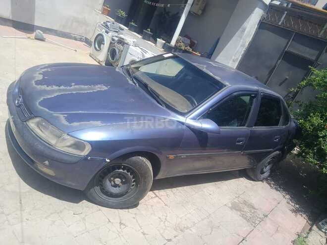 Opel Vectra-7