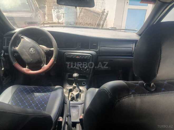 Opel Vectra-9