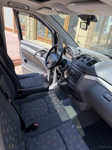 Mercedes Vito 115 CDI-11