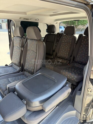 Mercedes Vito 115 CDI-9