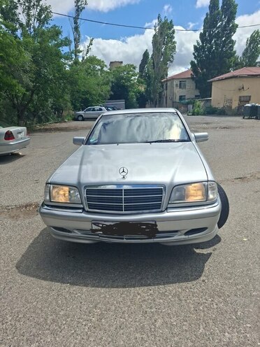 Mercedes C 220-6