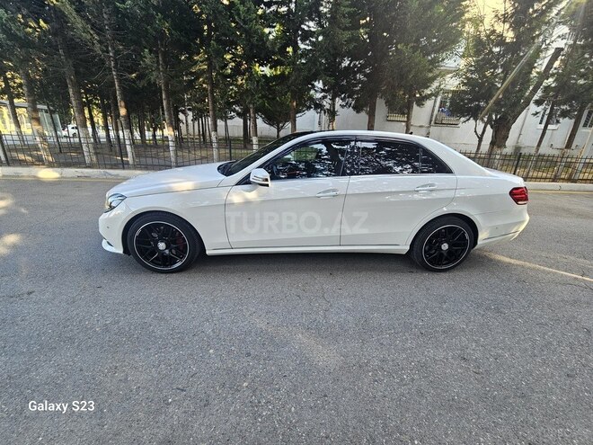 Mercedes E 250 4MATIC-8