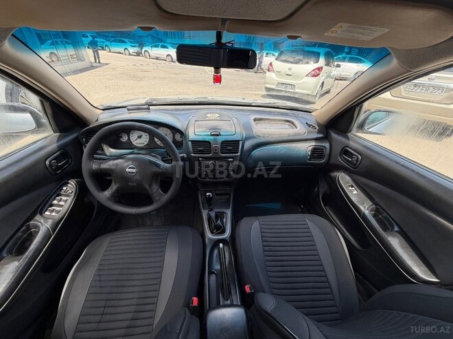 Nissan Sunny-8