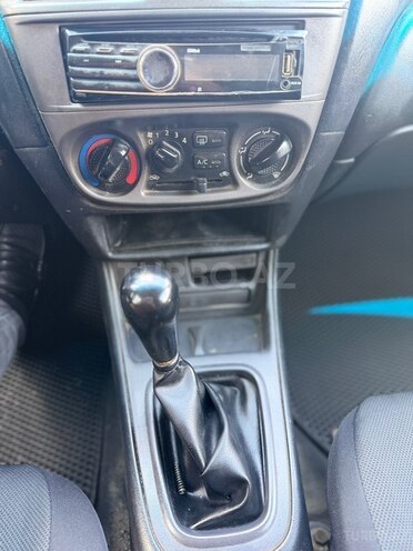Nissan Sunny-14