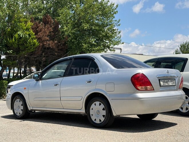 Nissan Sunny-7