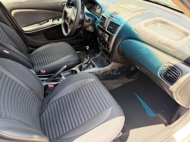 Nissan Sunny-10