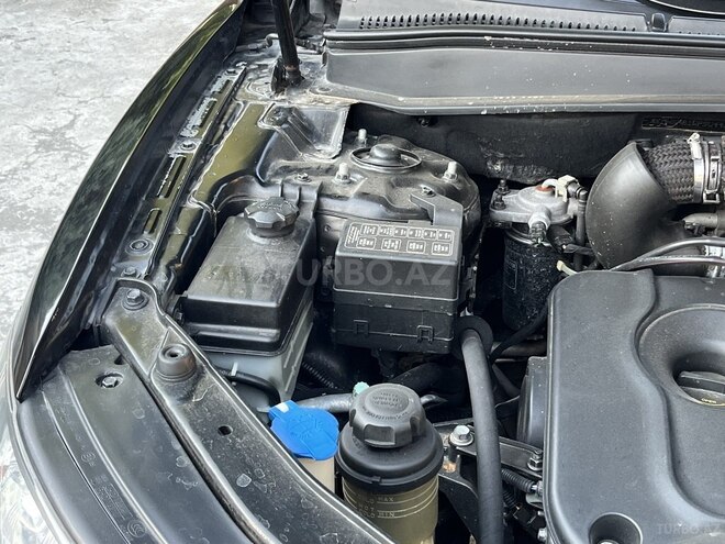 Hyundai Santa Fe-13
