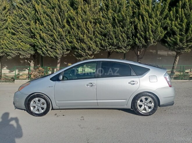 Toyota Prius-3