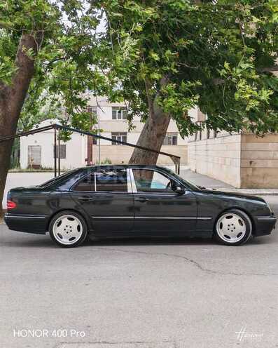 Mercedes E 320-15