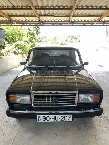 LADA (VAZ) 2107-1