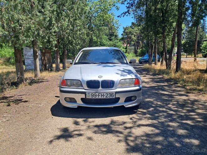 BMW 520-1