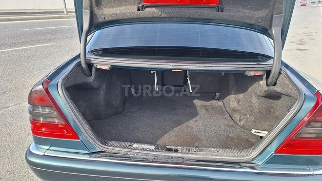Mercedes C 200-7