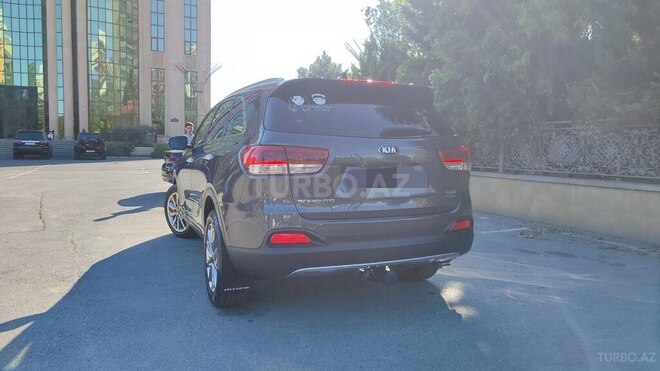 Kia Sorento-2