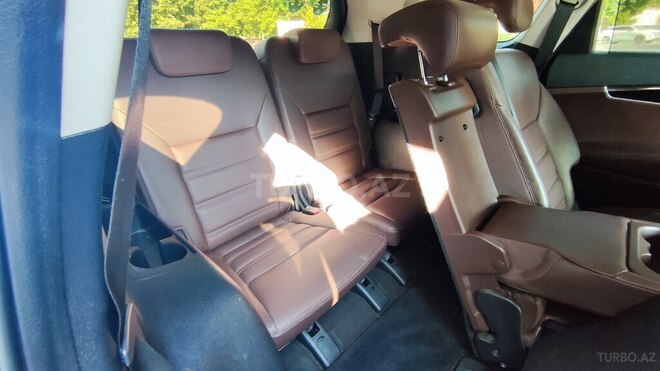 Kia Sorento-18