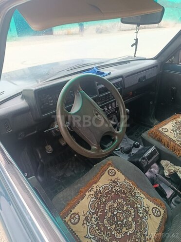 LADA (VAZ) Niva-6