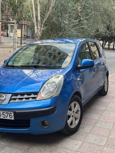 Nissan Note-7