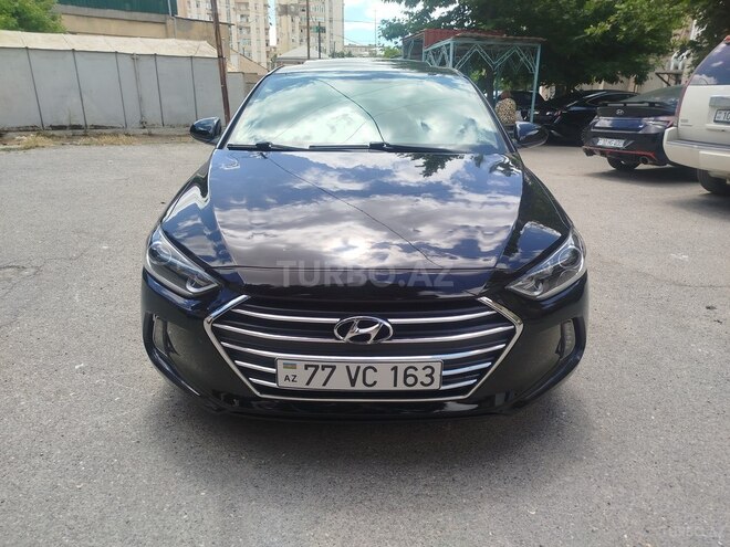 Hyundai Elantra-1