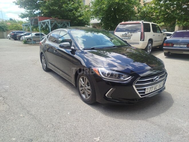 Hyundai Elantra-2