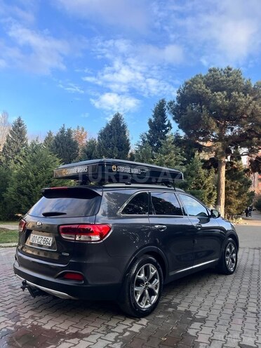 Kia Sorento-3