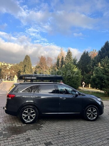 Kia Sorento-4