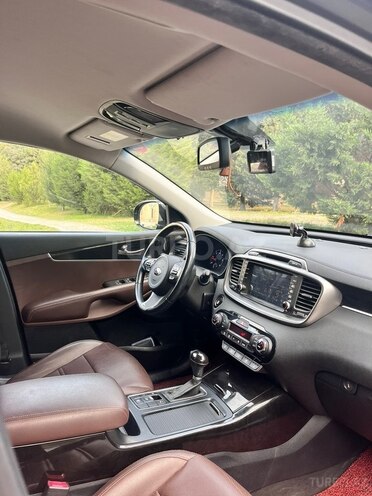 Kia Sorento-5