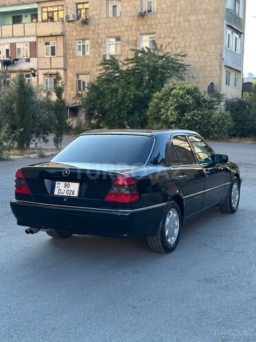 Mercedes C 230-6