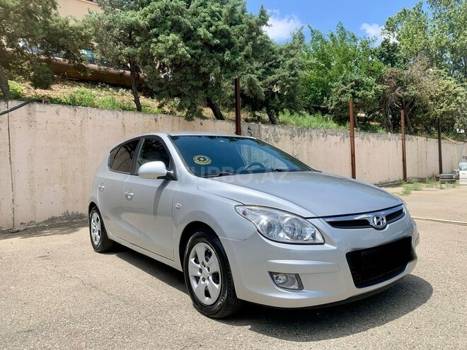 Hyundai i30-10