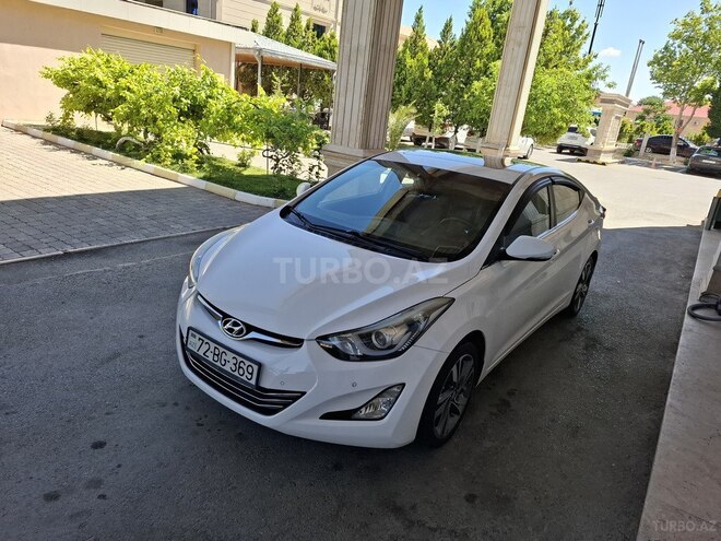 Hyundai Elantra-6