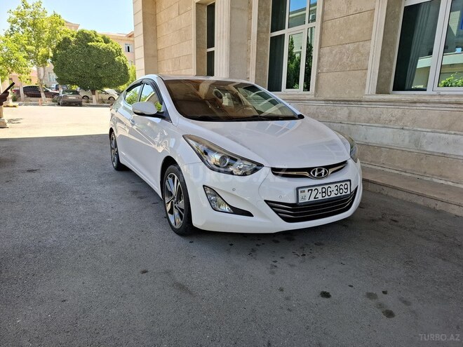 Hyundai Elantra-2