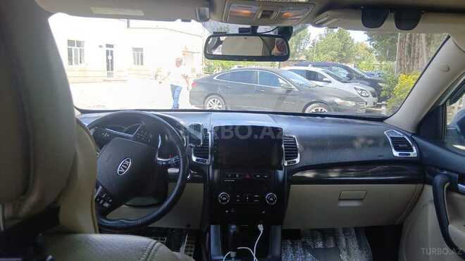 Kia Sorento-7
