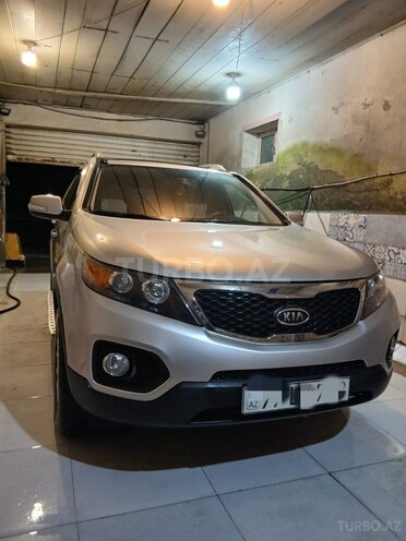 Kia Sorento-1