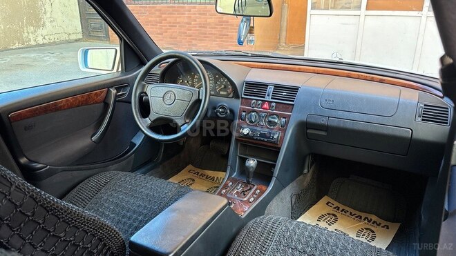 Mercedes C 180-5