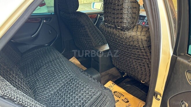 Mercedes C 180-7