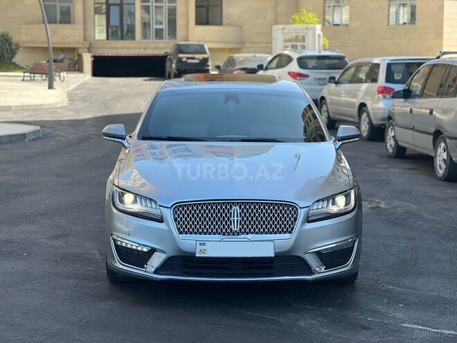 Lincoln MKZ-6